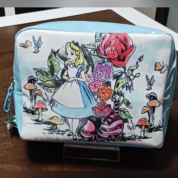 London Soho New York Disney Alice & Wonderland Makeup Bag & Wet n Wild Set of 3✨ - Picture 3 of 17